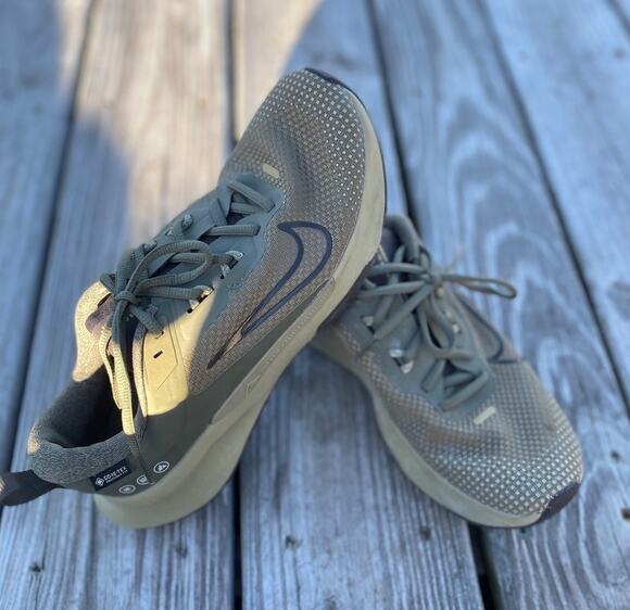 Nike Shoes - Women's Nike Juniper Trail Shoes with Gore-Tex - Green - Size 7.5
